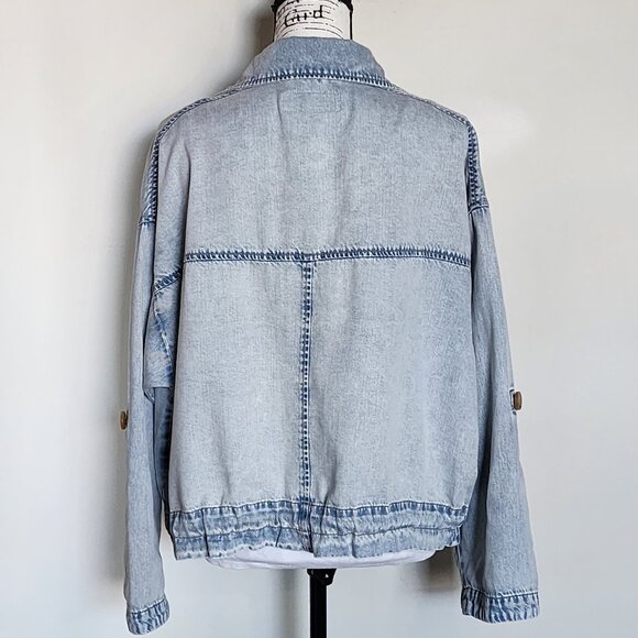 Blank NYC Button Faded Distressed Denim Jacket with Roll Tab Sleeves NWT - Picture 4 of 12